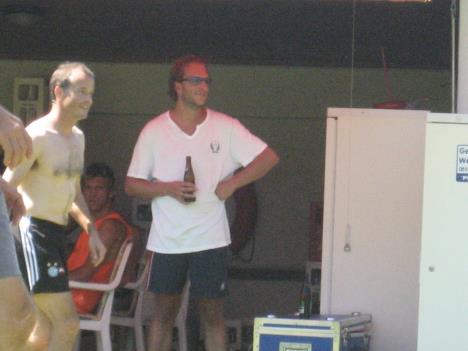 Fussball 040.jpg   17kb   26.03.2021 22:38:07